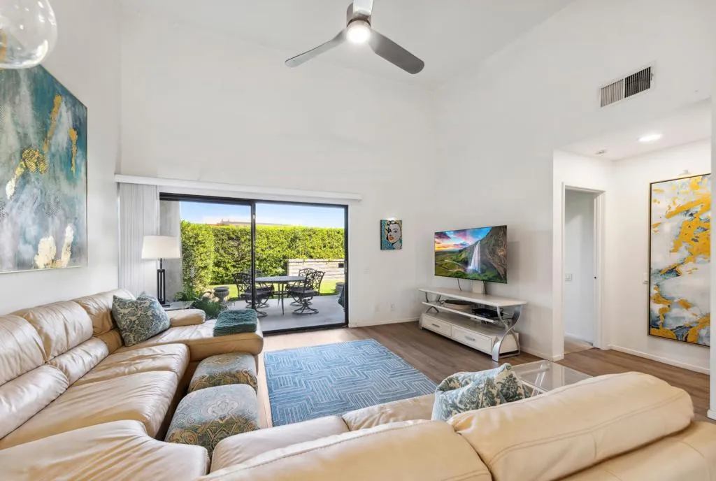 1254 Tiffany Circle N, Palm Springs, California 92262 home-pic-2