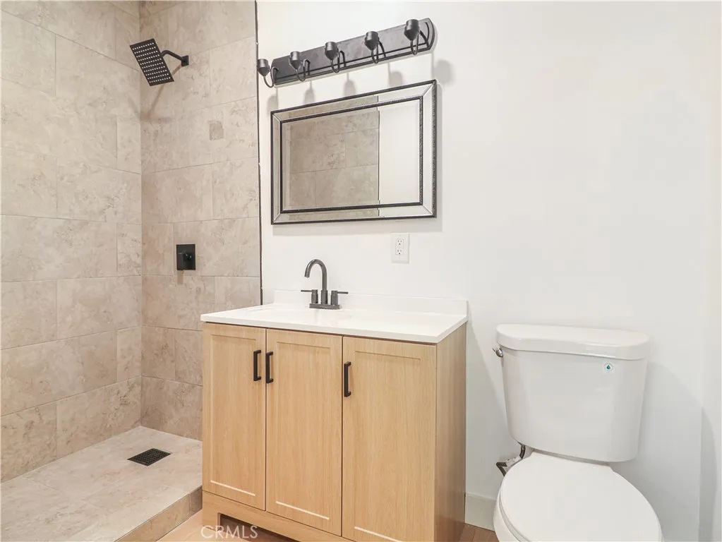 13918 Flallon Avenue, Norwalk, California 90650 home-pic-15