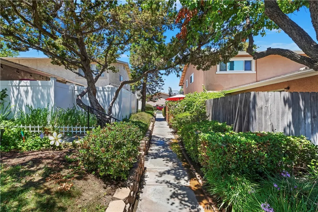 1194 Border Avenue A, Corona, California 92882 home-pic-29