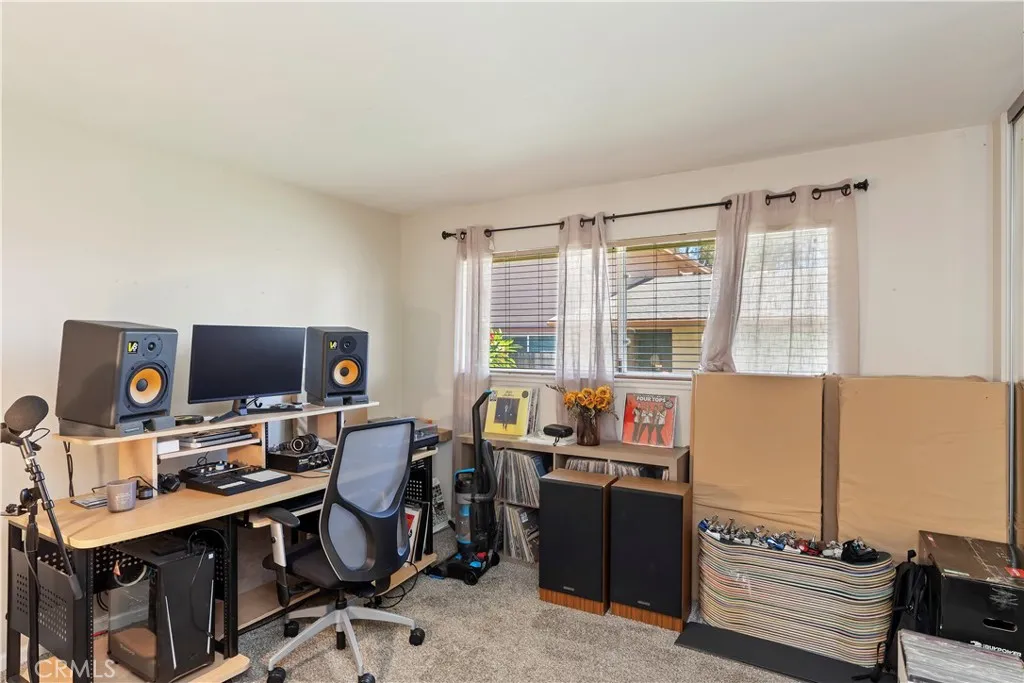 1194 Border Avenue A, Corona, California 92882 home-pic-23