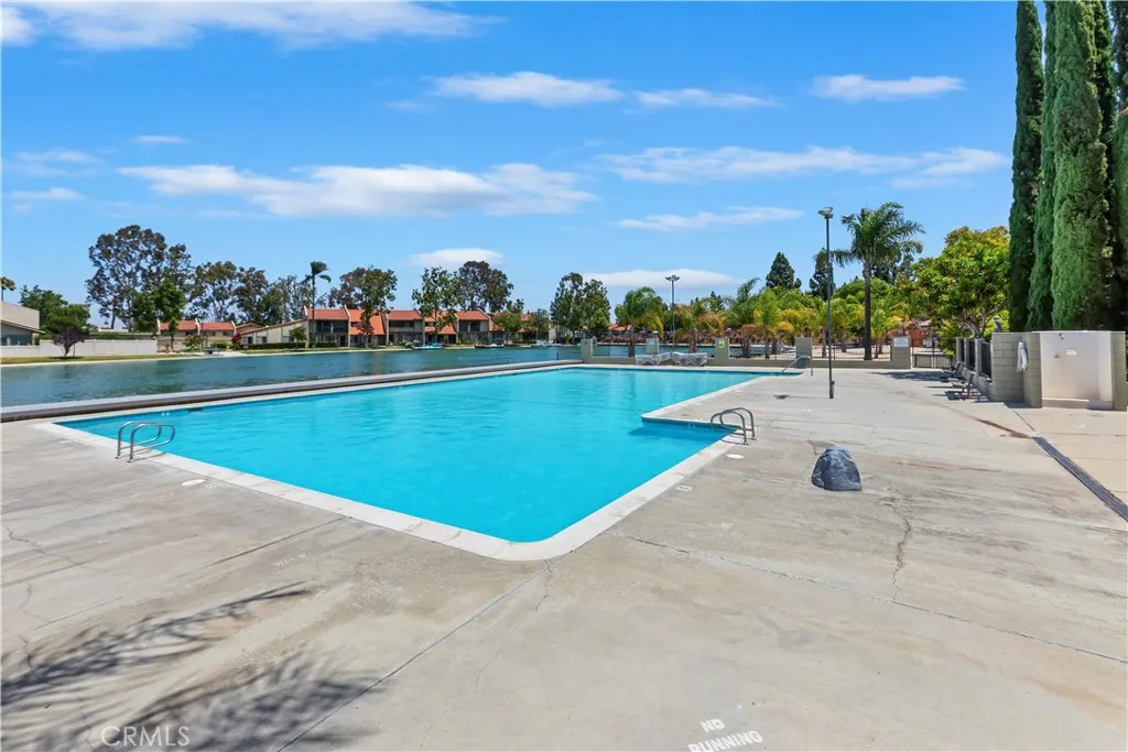 1194 Border Avenue A, Corona, California 92882 home-pic-5