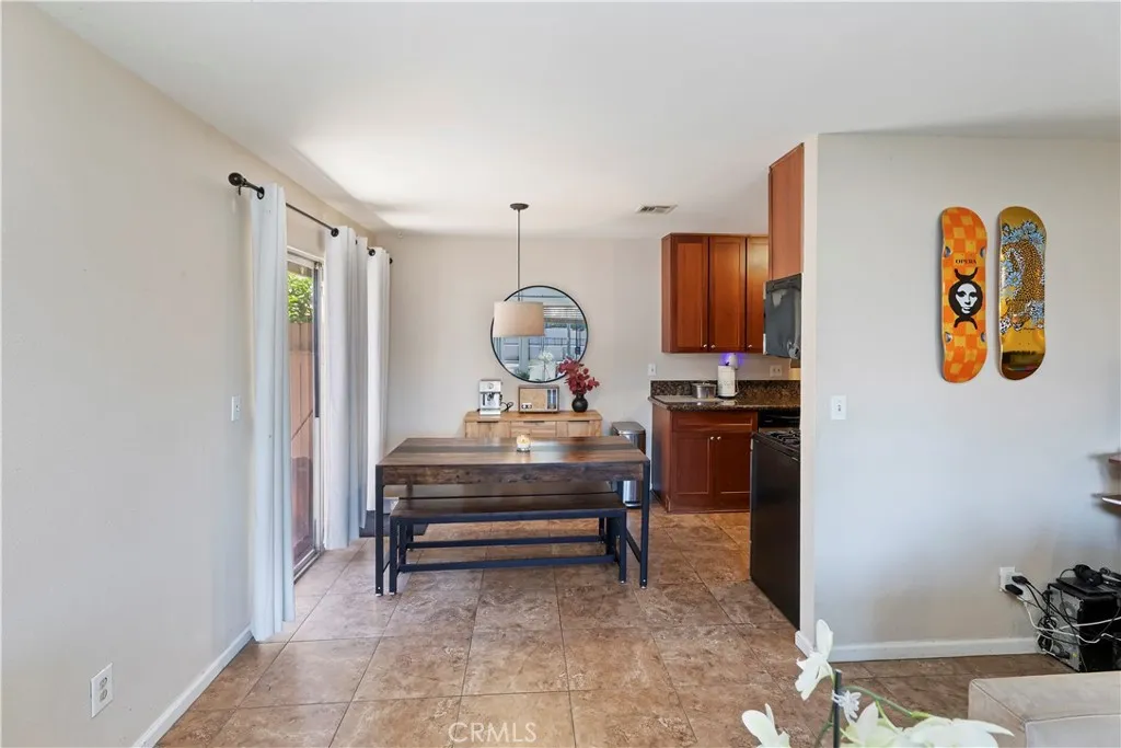 1194 Border Avenue A, Corona, California 92882 home-pic-17
