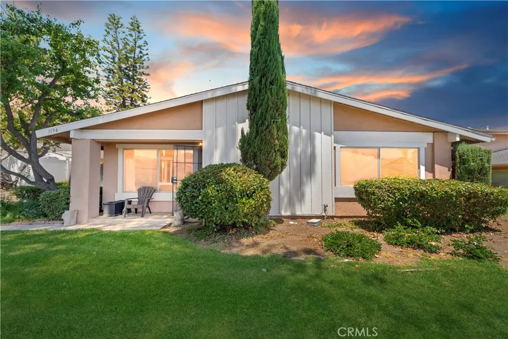 1194 Border Avenue A, Corona, California 92882 home-pic-0