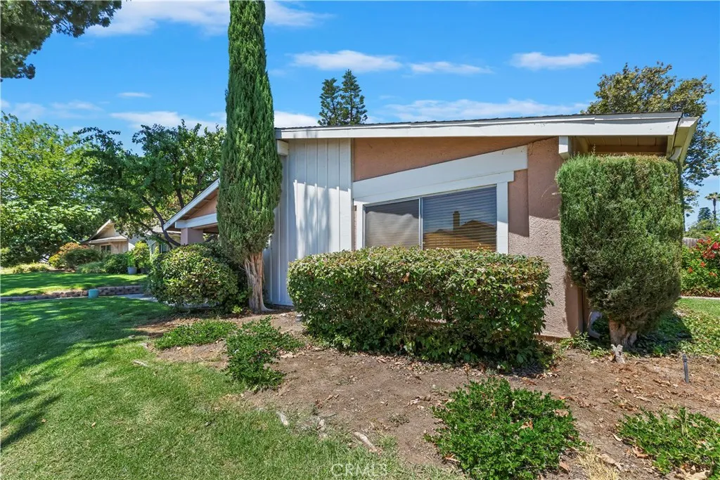 1194 Border Avenue A, Corona, California 92882 home-pic-7