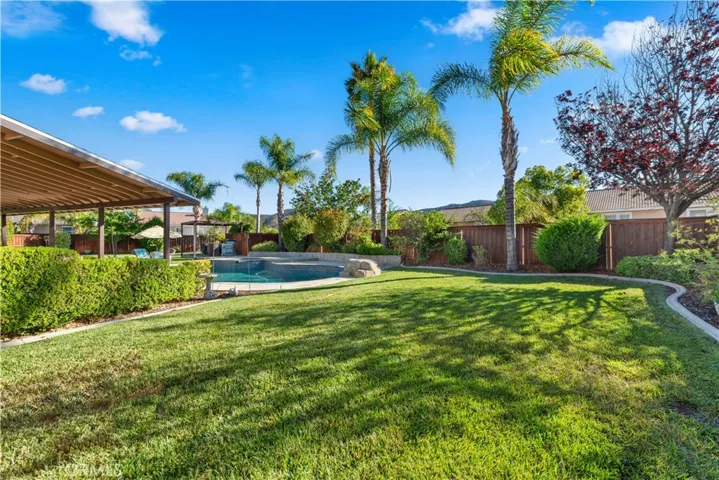 37945 Sawleaf Place, Murrieta, California 92562