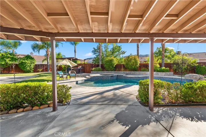 37945 Sawleaf Place, Murrieta, California 92562