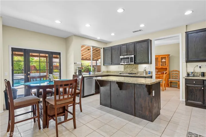 37945 Sawleaf Place, Murrieta, California 92562