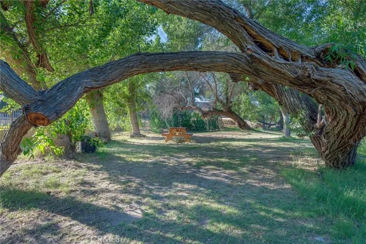 11319 Choctaw Drive, Bakersfield, California 93308