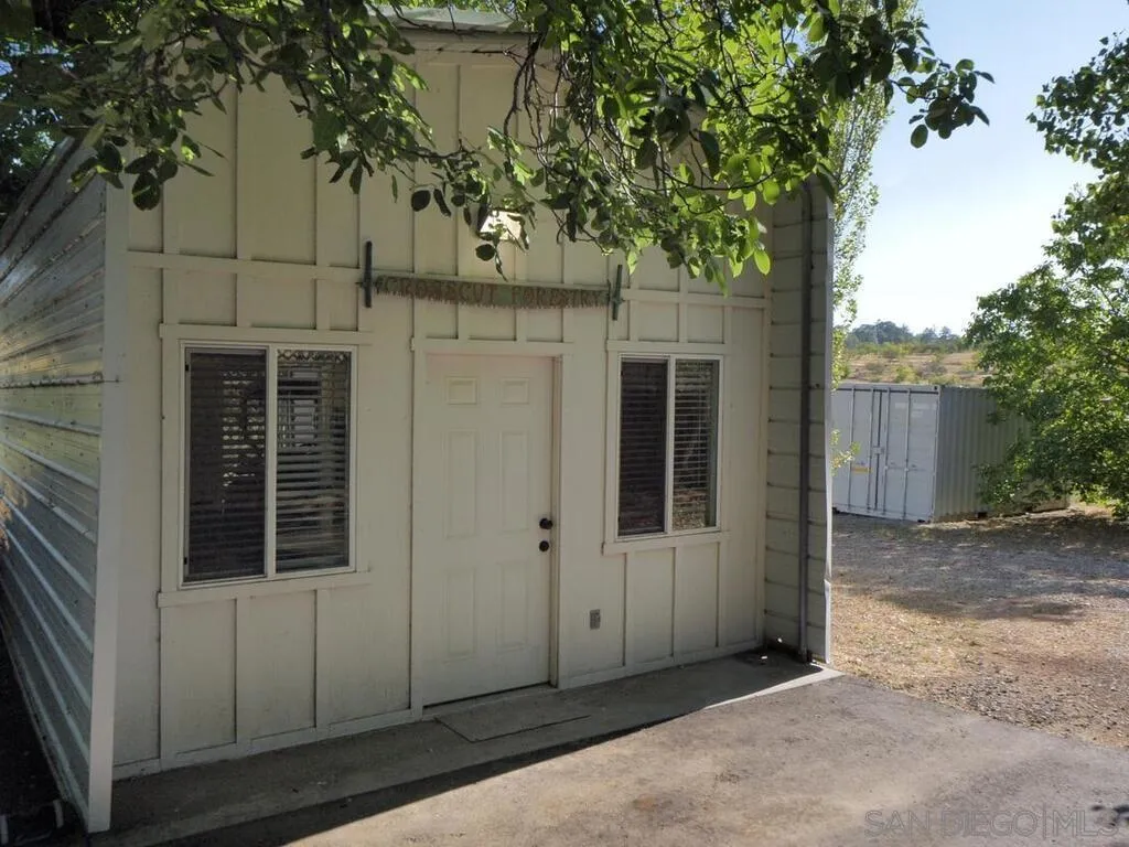 1209 Farmer Road, Julian, California 92036 home-pic-62