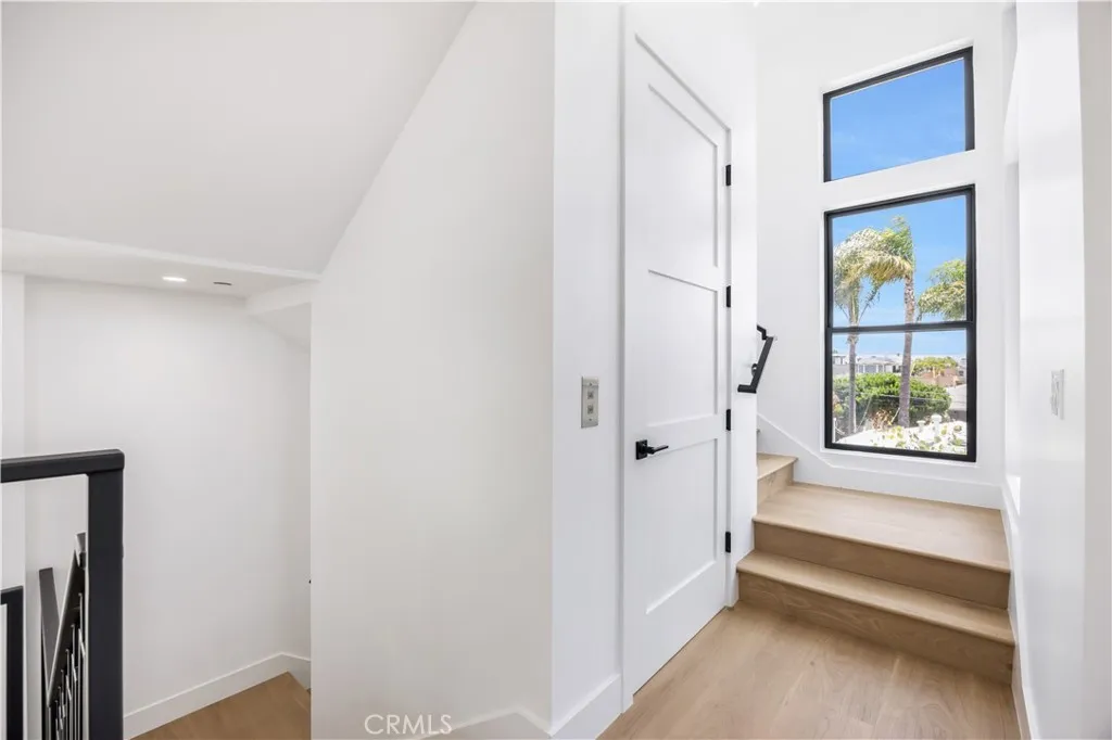 926 17th St, Hermosa Beach, California 90254 home-pic-53