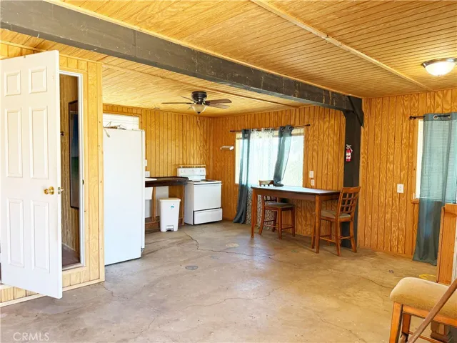 Cabin Main Space 1