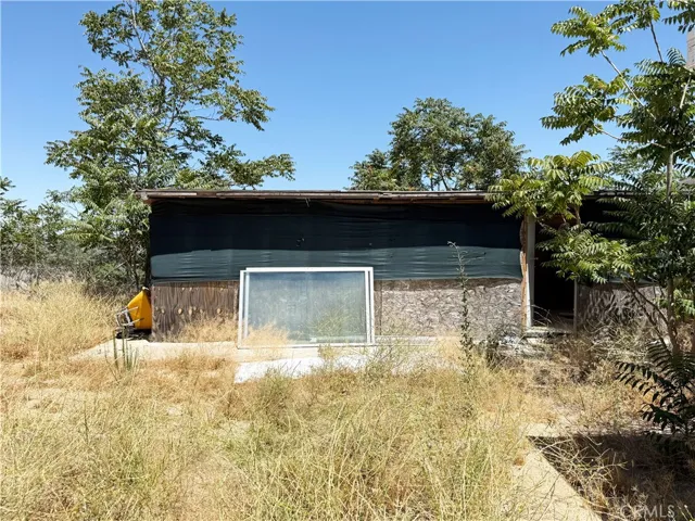 Storage Shed next to Main House 1