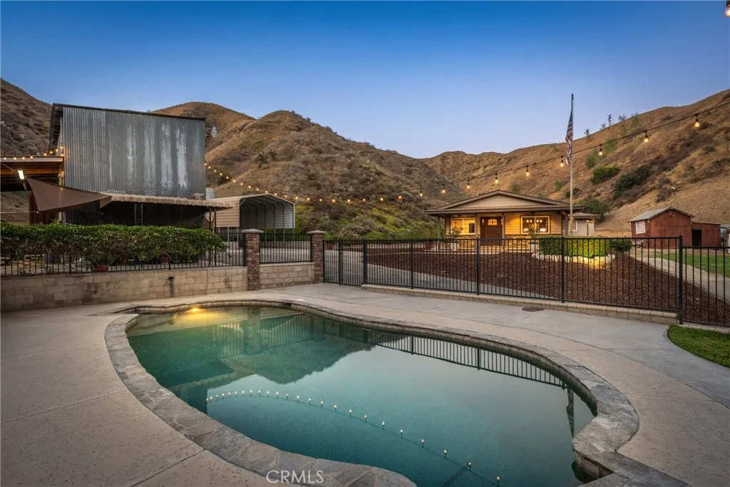 30300 Live Oak Canyon Road, Redlands, California 92373 home-pic-5