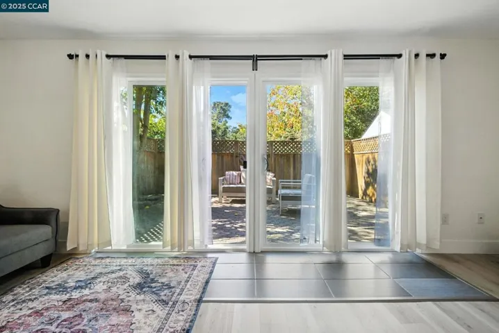 1880 Tesoro Ct, Pinole, California 94564