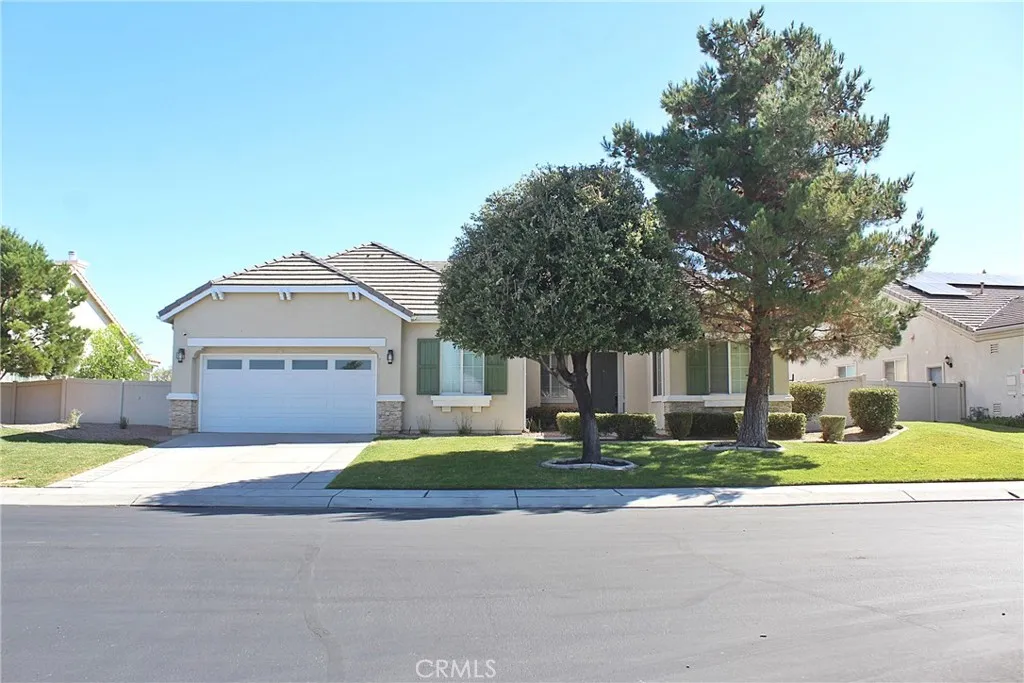 10854 Aster Lane, Apple Valley, California 92308 home-pic-0