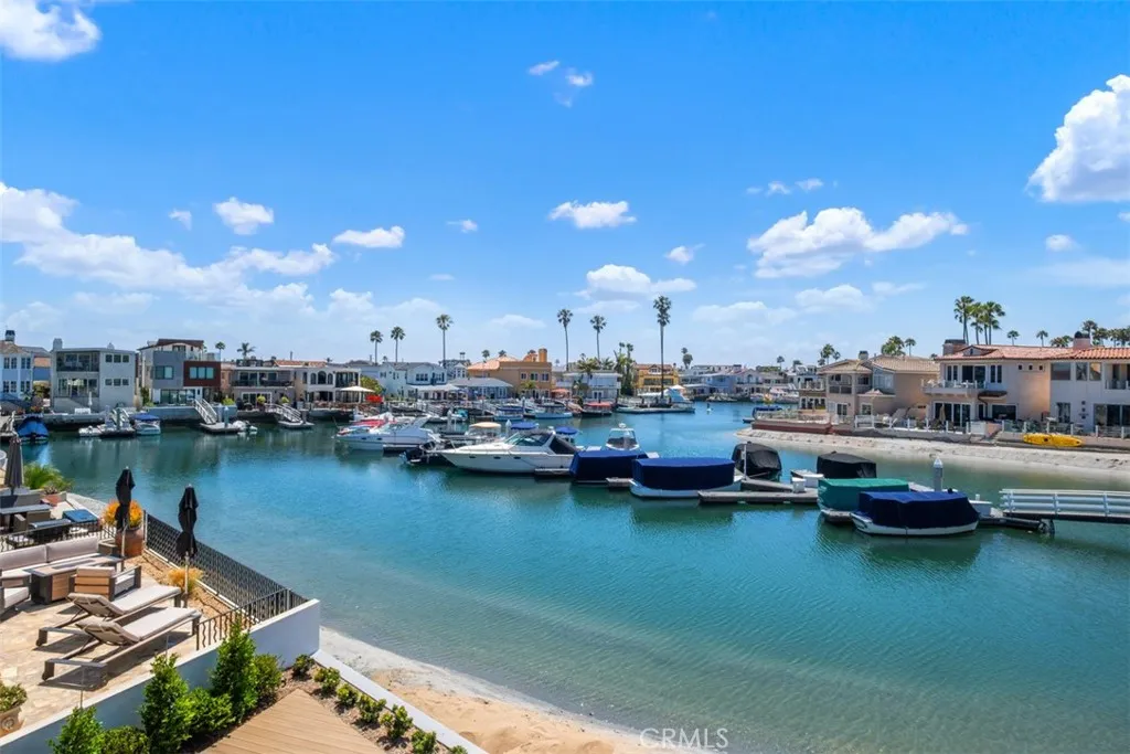 20 Balboa Coves, Newport Beach, California 92663 home-pic-29