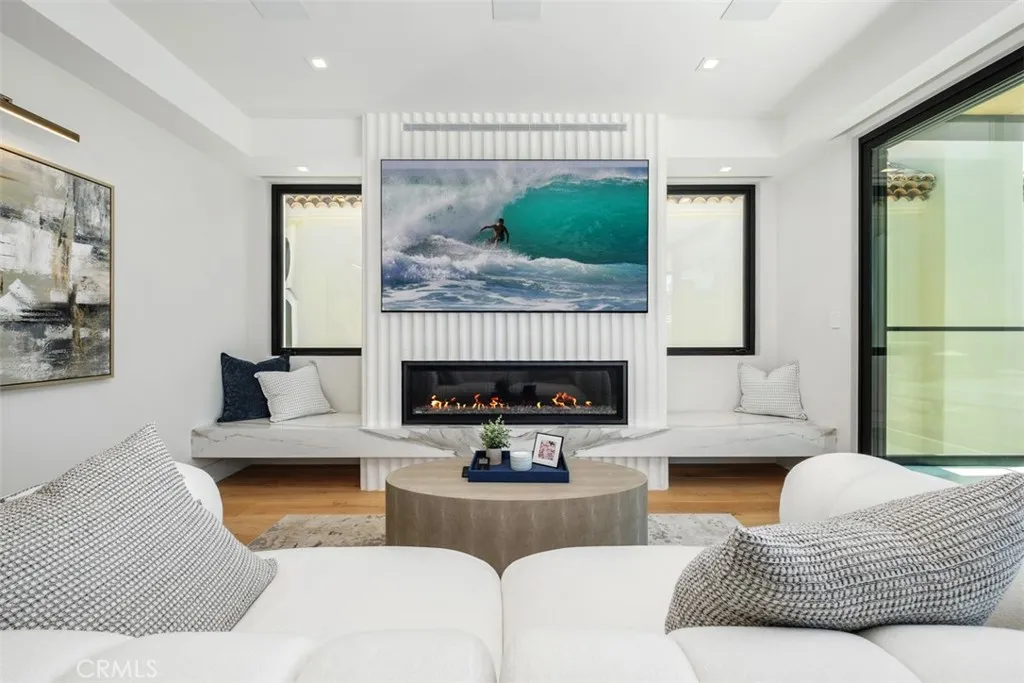 20 Balboa Coves, Newport Beach, California 92663 home-pic-39