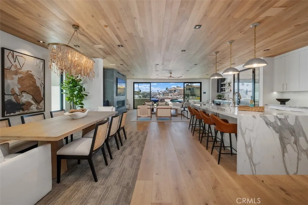 20 Balboa Coves, Newport Beach, California 92663 home-pic-10