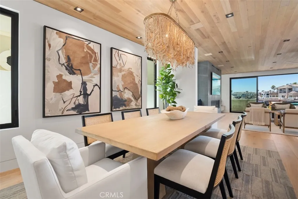 20 Balboa Coves, Newport Beach, California 92663 home-pic-16