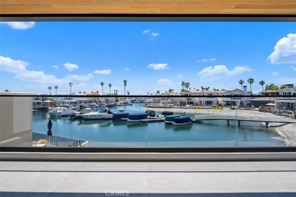 20 Balboa Coves, Newport Beach, California 92663 home-pic-30