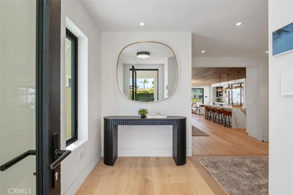 20 Balboa Coves, Newport Beach, California 92663 home-pic-6