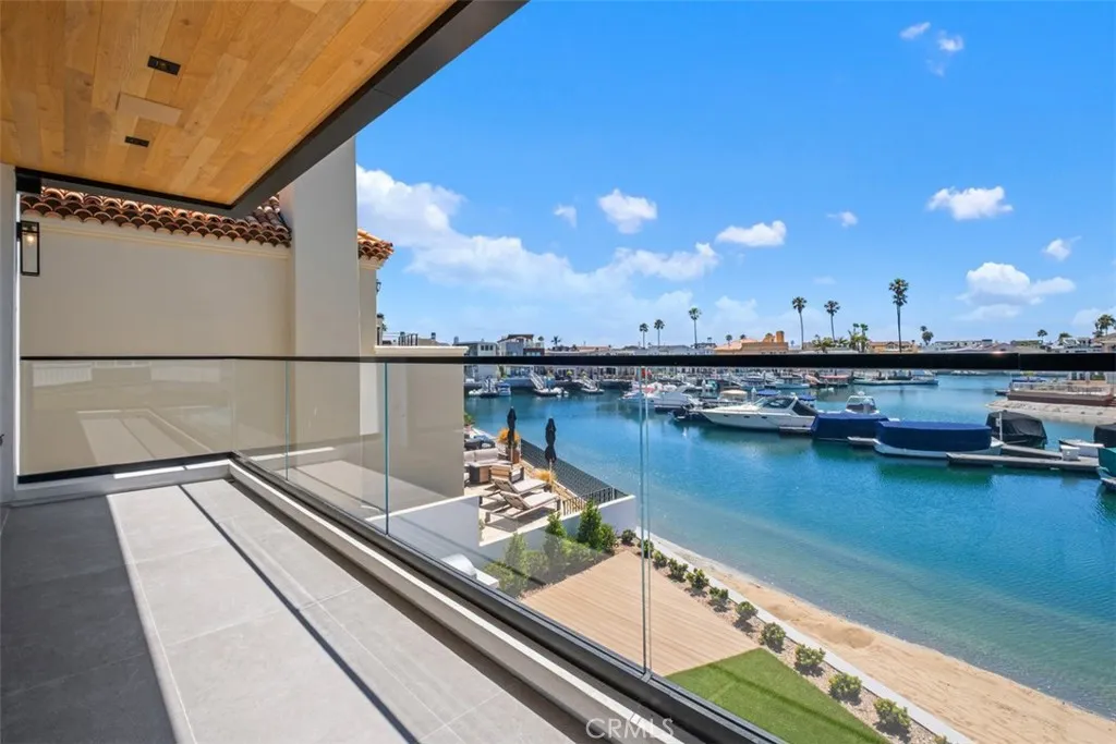 20 Balboa Coves, Newport Beach, California 92663 home-pic-31