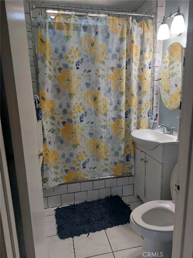 2428 Vasquez Place, Riverside, California 92507 home-pic-20