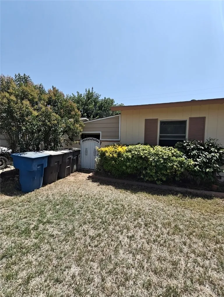 2428 Vasquez Place, Riverside, California 92507 home-pic-23