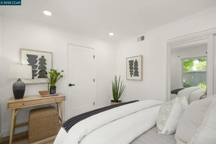 1133 Golden Rain Road 3, Walnut Creek, California 94595