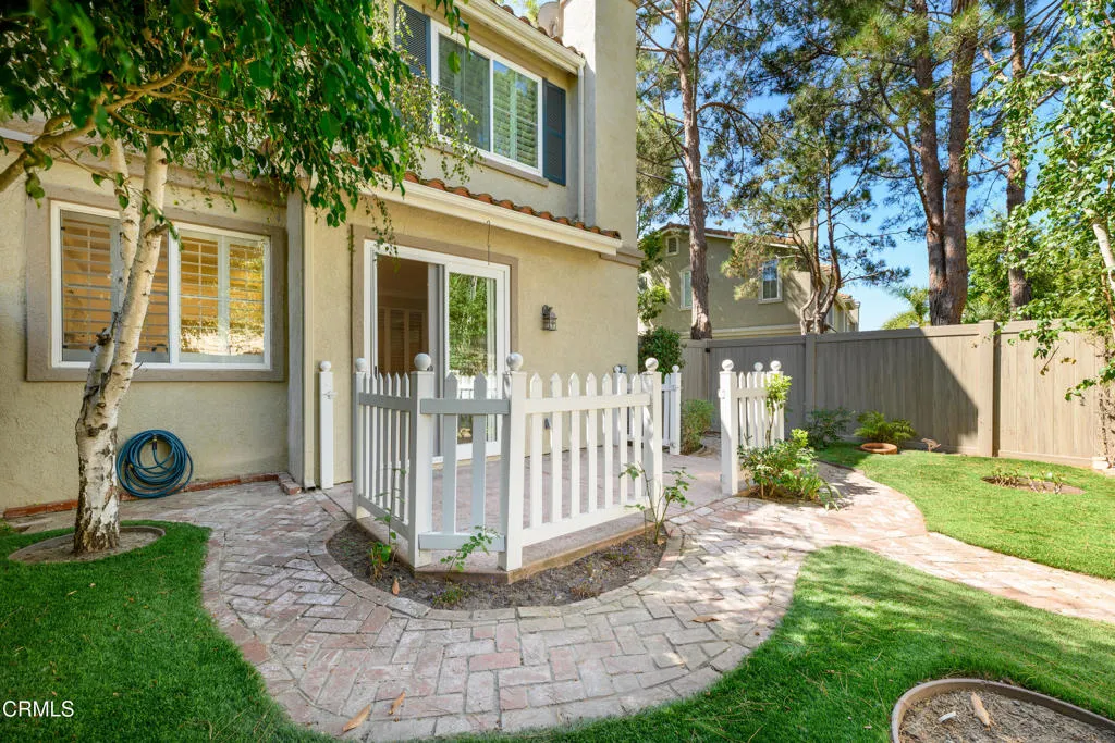 353 Via Cantilena, Camarillo, California 93012 home-pic-35