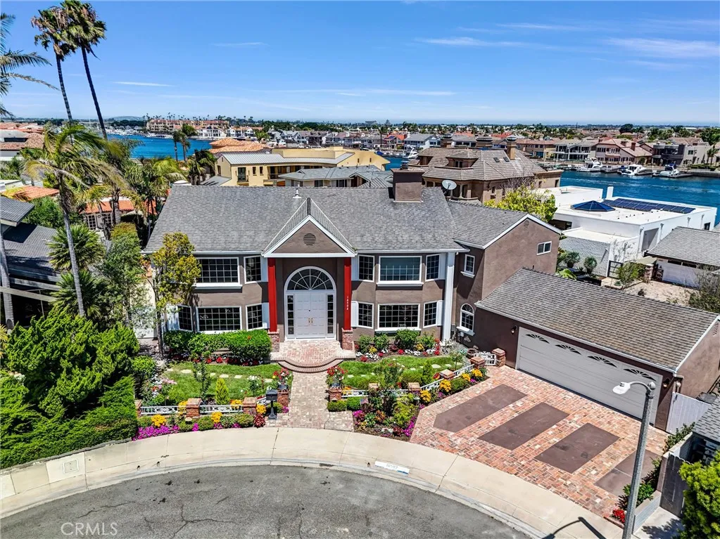 16502 Mariana Circle, Huntington Beach, California 92649, 4 Bedrooms Bedrooms, ,5 BathroomsBathrooms,Residential,For Sale,Mariana,DW25168248