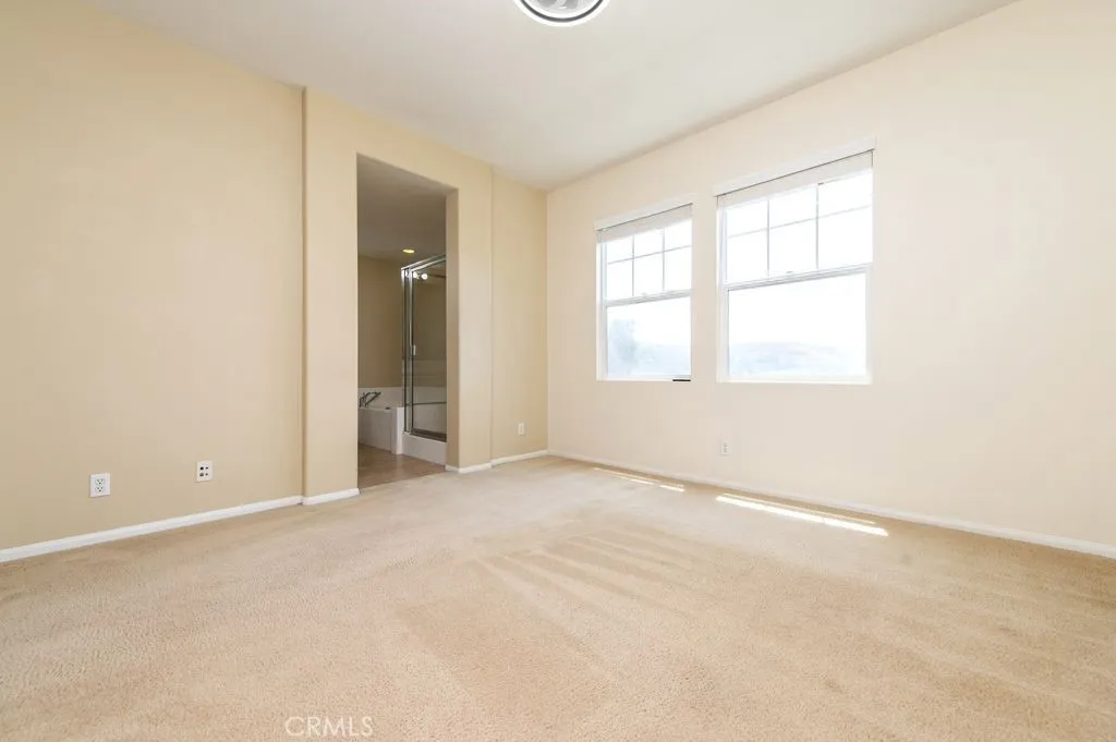 32 Clifford Lane, Ladera Ranch, California 92694 home-pic-10
