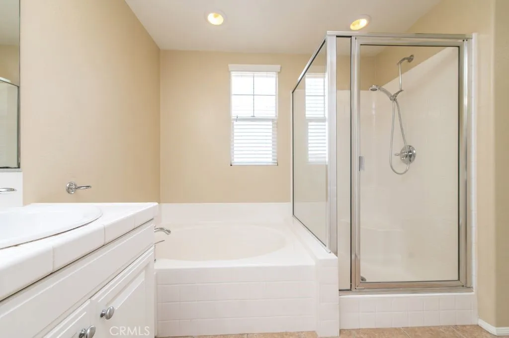 32 Clifford Lane, Ladera Ranch, California 92694 home-pic-13