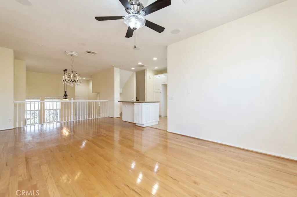 32 Clifford Lane, Ladera Ranch, California 92694 home-pic-8