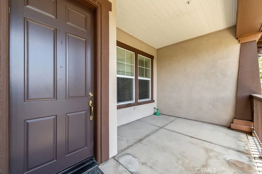 32 Clifford Lane, Ladera Ranch, California 92694 home-pic-1