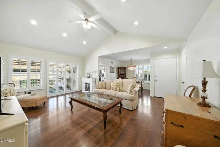 35111 Village 35 Camarillo-8