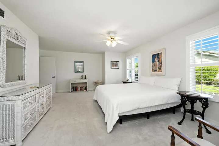 35111 Village 35 Camarillo-21