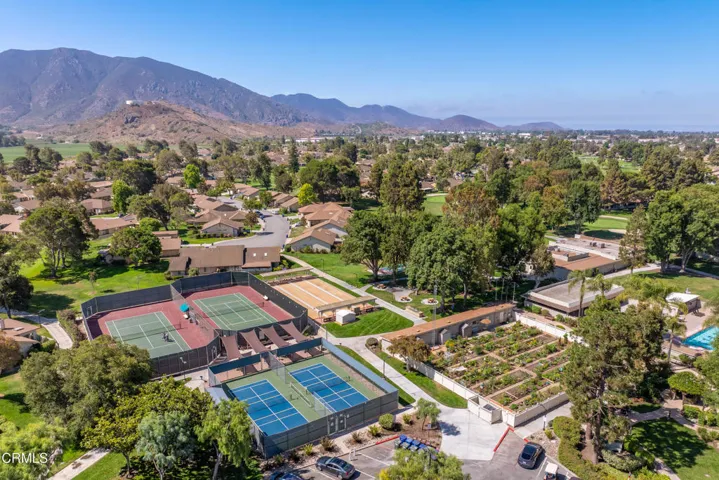 35111 Village 35 Camarillo-37