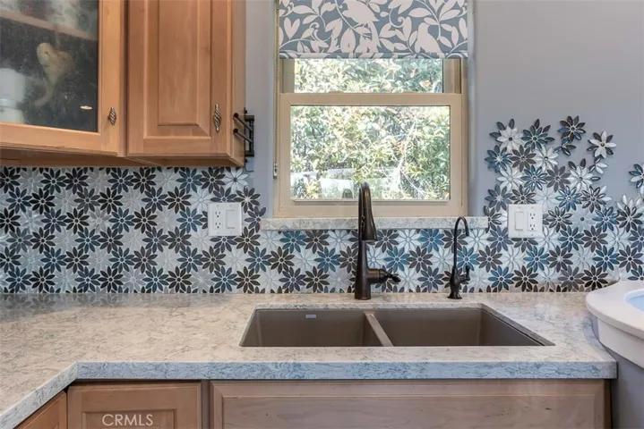2852 Los Feliz Court, San Luis Obispo, California 93401