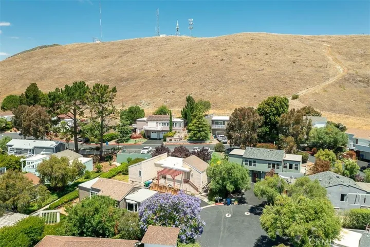2852 Los Feliz Court, San Luis Obispo, California 93401