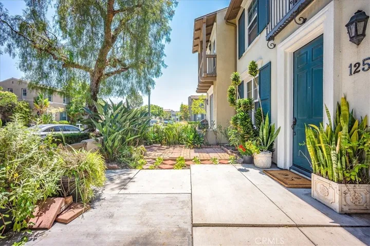 125 S Heartwood Way, Anaheim, California 92801