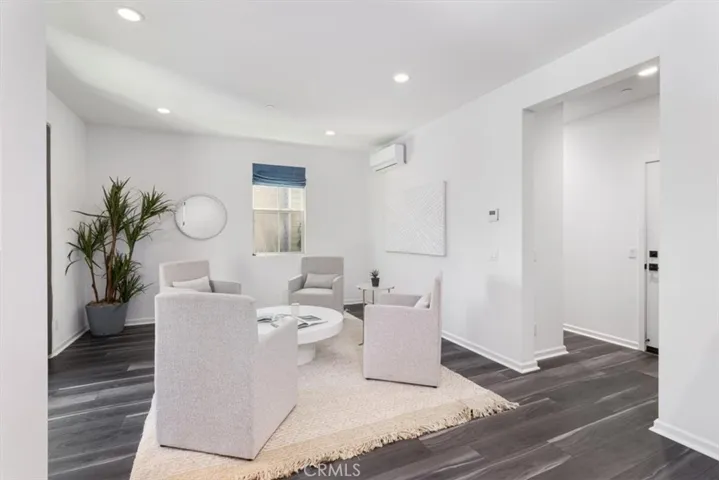 658 S Motif Street, Anaheim, California 92805