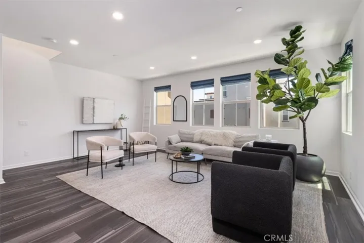 658 S Motif Street, Anaheim, California 92805