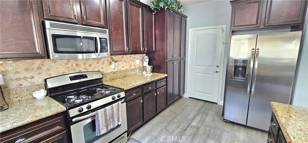 14585 Baylor Avenue, Chino, California 91710 home-pic-22