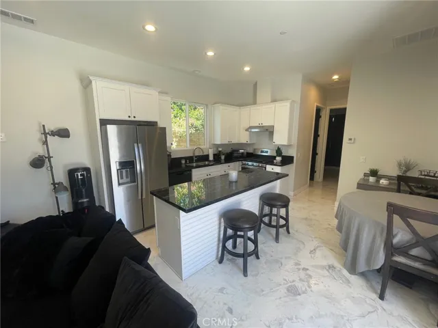 1204 Arbenz Circle, Corona, California 92881