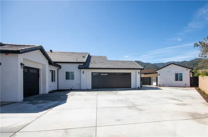 1204 Arbenz Circle, Corona, California 92881