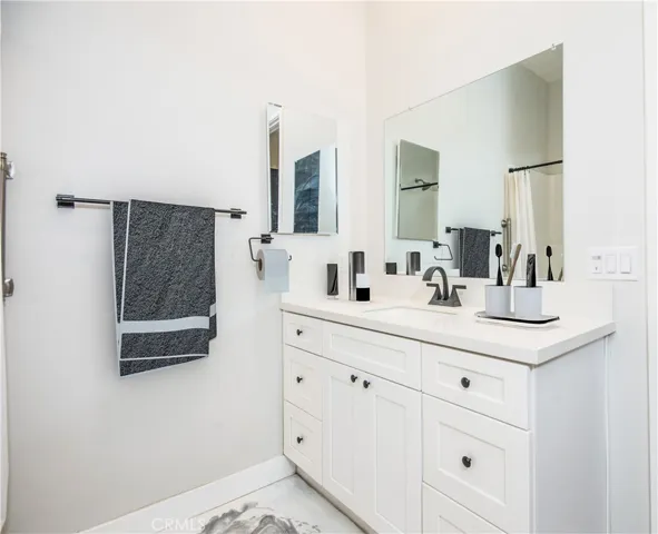1204 Arbenz Circle, Corona, California 92881
