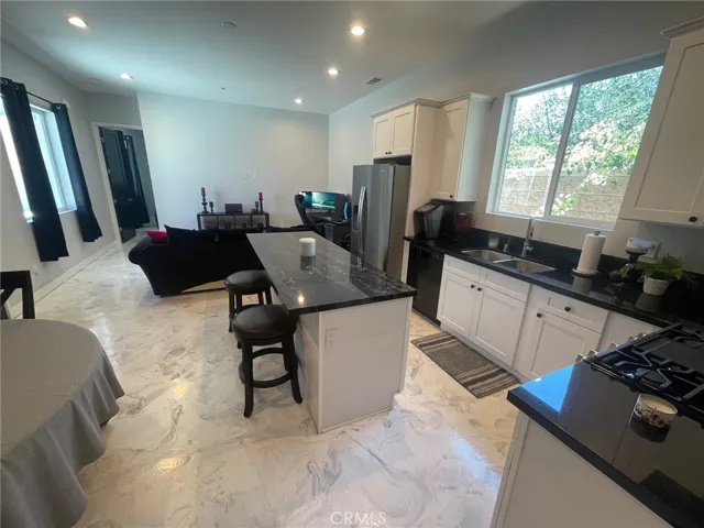 1204 Arbenz Circle, Corona, California 92881