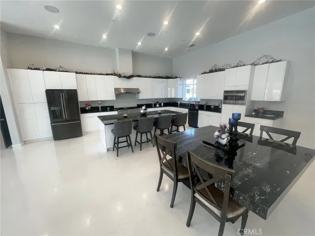 1204 Arbenz Circle, Corona, California 92881