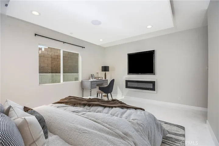 1204 Arbenz Circle, Corona, California 92881